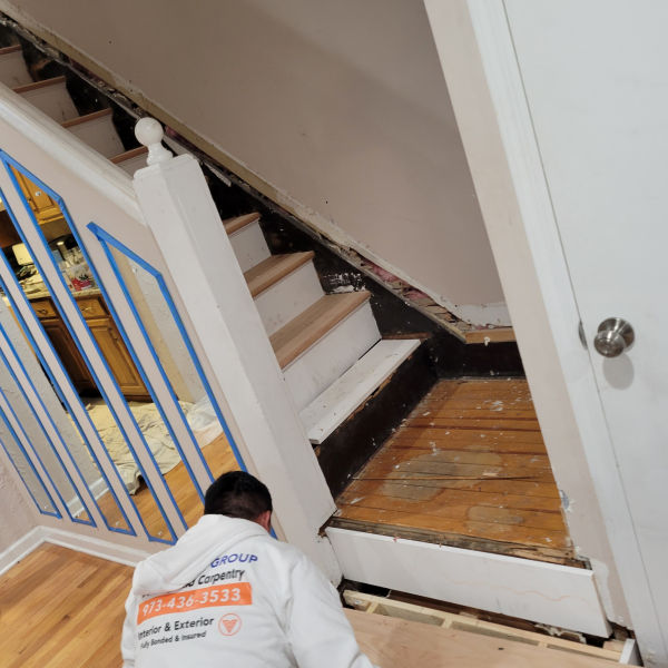 Hallway, Railing & Stairs - Before